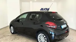 Peugeot 208 1.2 PureTech Life Signature de 2019