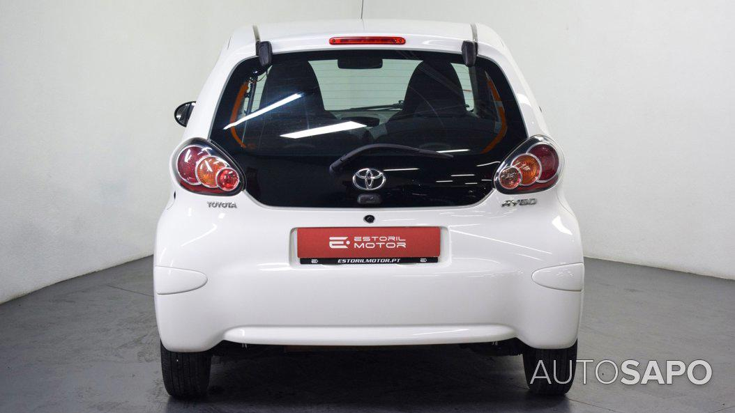 Toyota Aygo 1.0 Plus de 2012