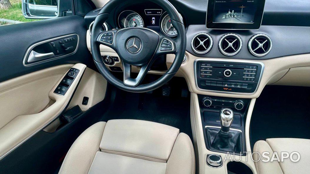 Mercedes-Benz Classe GLA de 2016