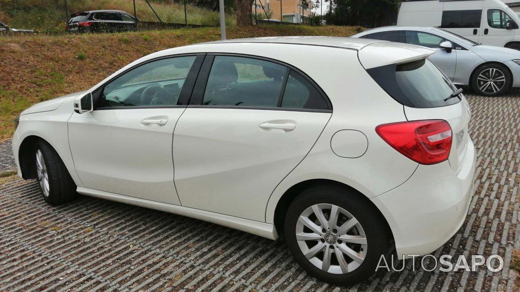 Mercedes-Benz 180 2.4 D de 2013