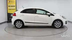 Kia Rio 1.2 CVVT LX de 2016