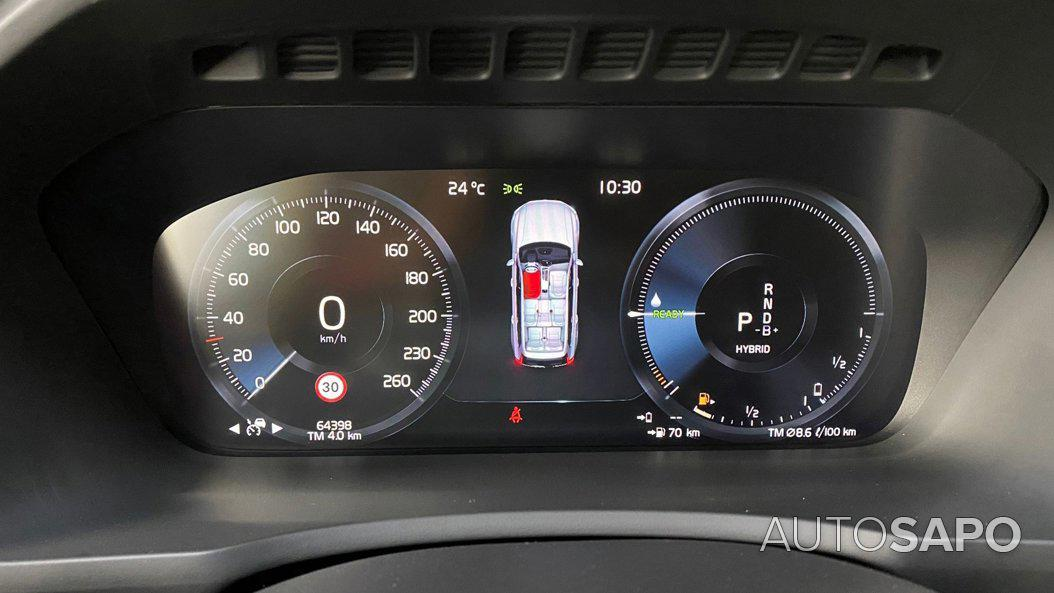 Volvo XC90 2.0 T8 PHEV Momentum Plus AWD de 2021