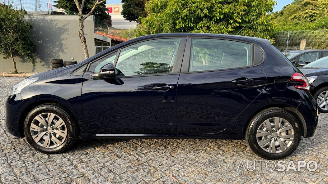 Peugeot 208 de 2014