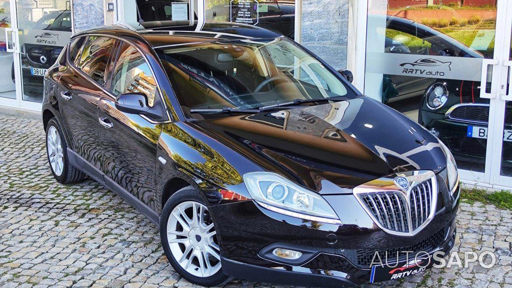 Lancia Delta 1.6 M-Jet Platino de 2010