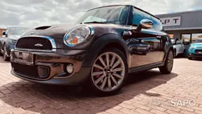 MINI John Cooper Works de 2011