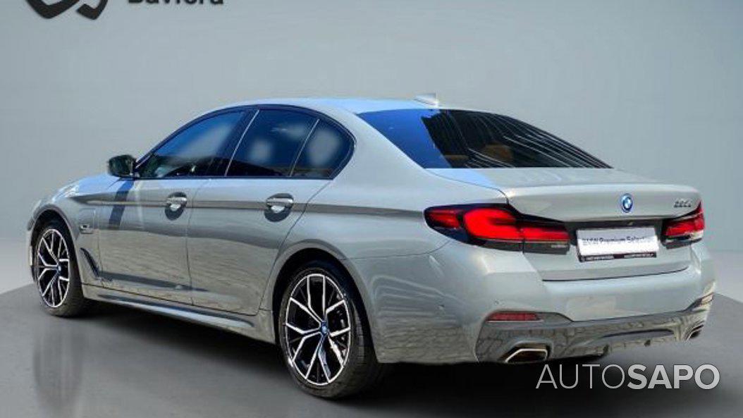 BMW Série 5 530 e Pack M de 2022