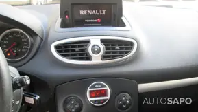 Renault Clio 1.2 16V Dynamique S de 2011