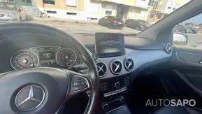 Mercedes-Benz Classe B 180 d Urban Aut. de 2015