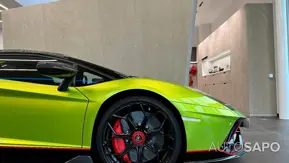 Lamborghini Aventador de 2023