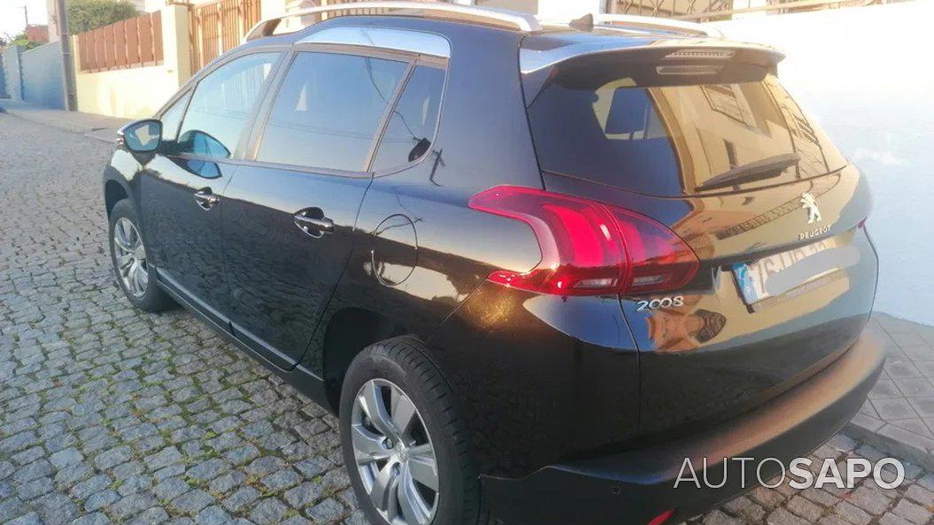 Peugeot 2008 1.6 BlueHDi Style de 2017