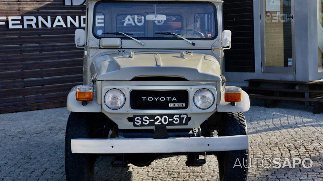 Toyota Land Cruiser 90 de 1980