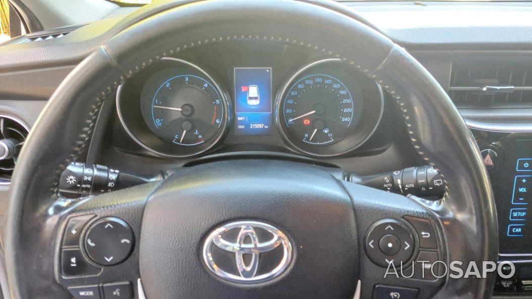 Toyota Auris de 2016