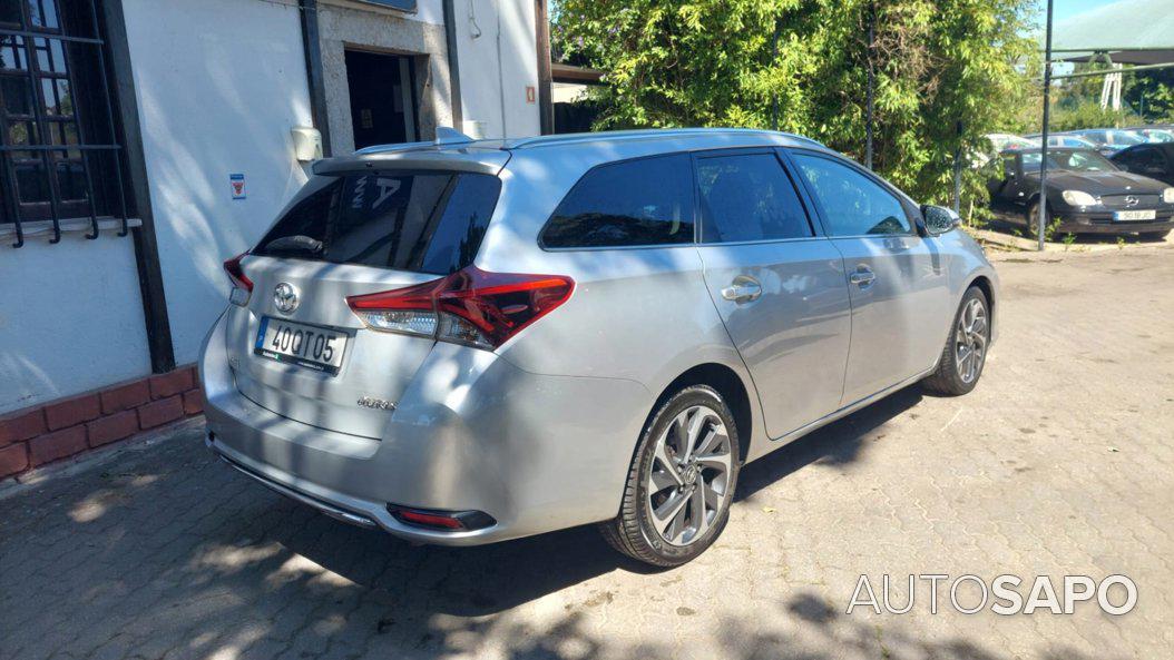 Toyota Auris de 2016