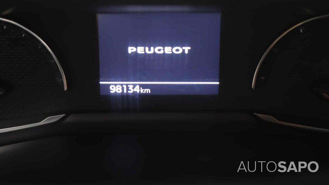 Peugeot 208 1.2 PureTech Active de 2021