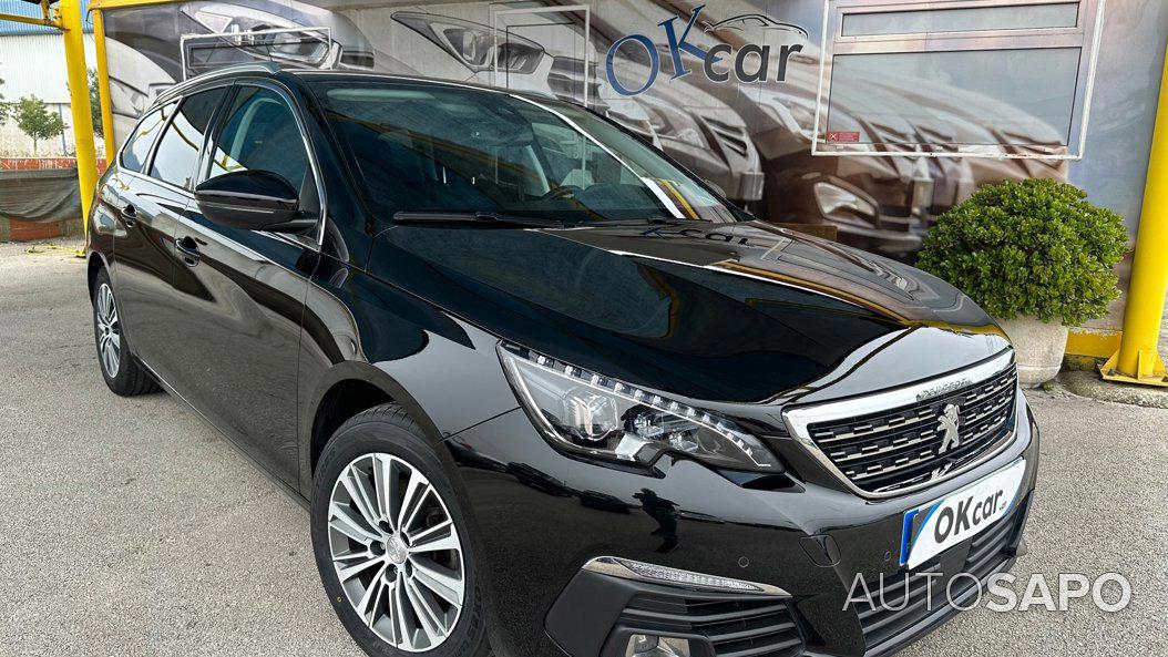 Peugeot 308 1.2 PureTech Allure de 2021