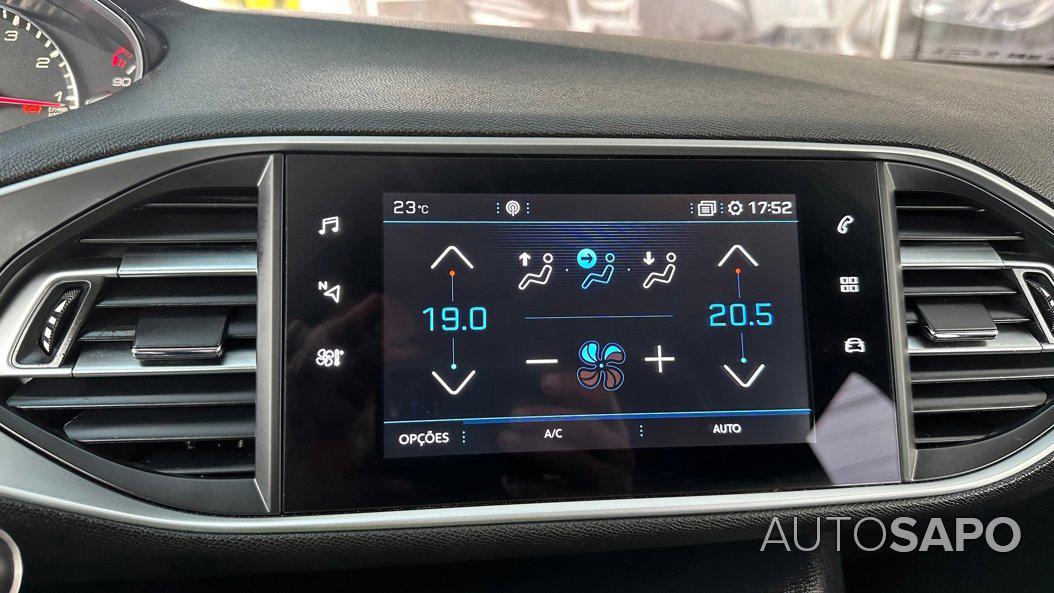 Peugeot 308 1.2 PureTech Allure de 2021