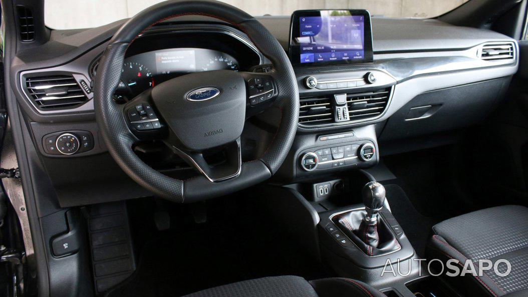 Ford Focus 1.0 EcoBoost ST-Line de 2021