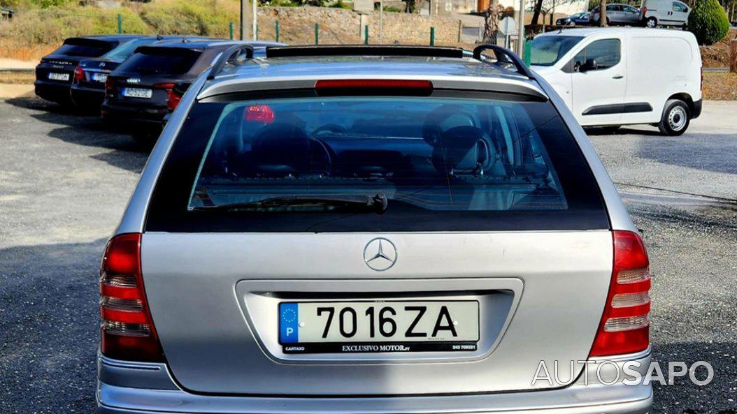 Mercedes-Benz Classe C de 2004