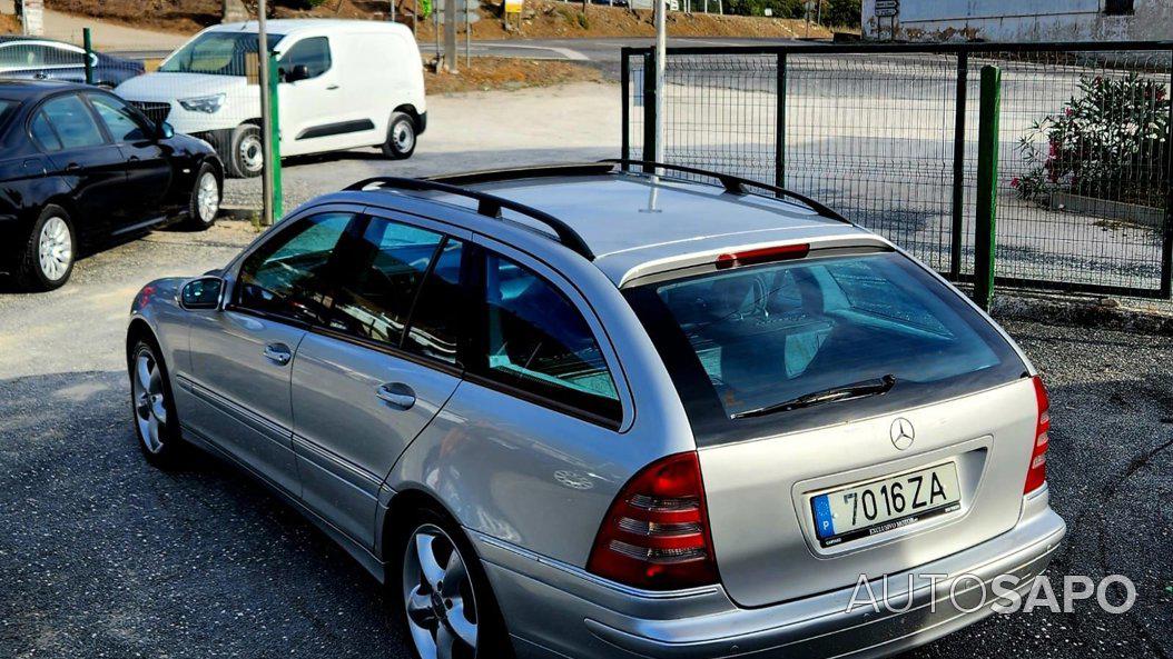 Mercedes-Benz Classe C de 2004