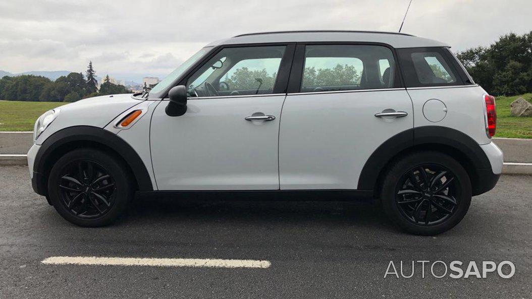 MINI Countryman One D de 2010