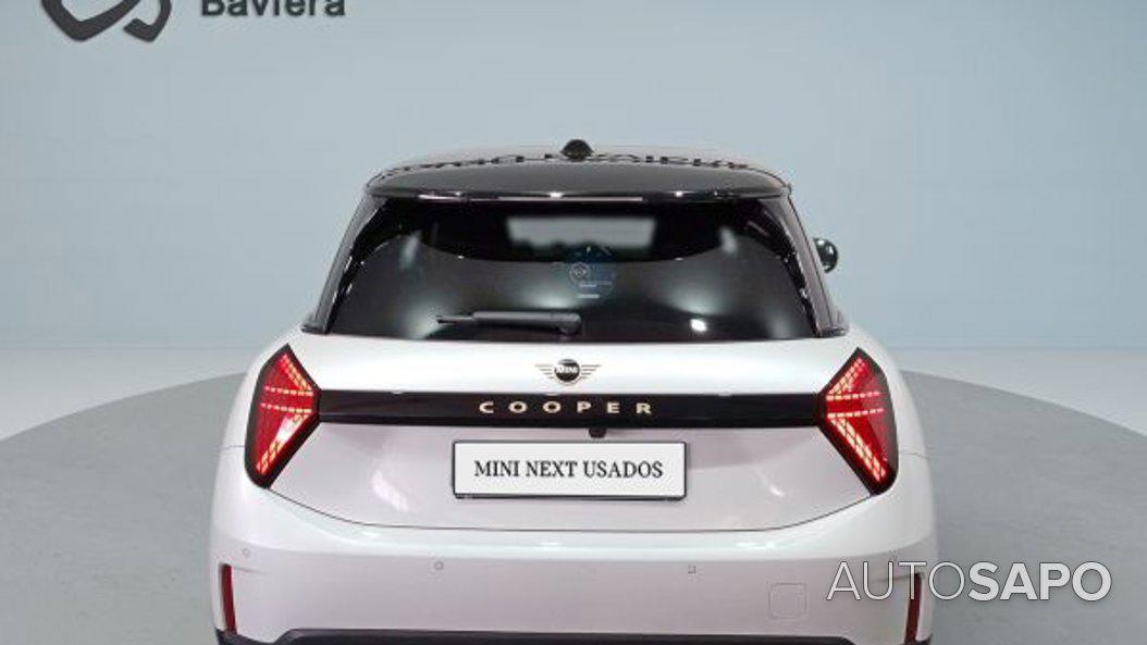 MINI Cooper Auto de 2024
