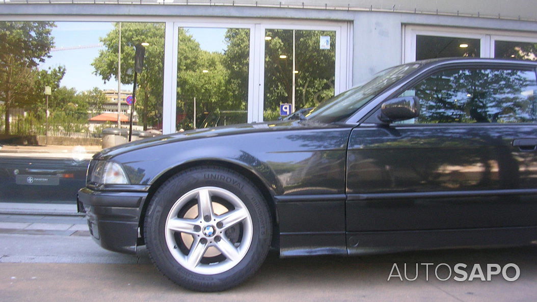 BMW Série 3 318 iS Coupé de 1993