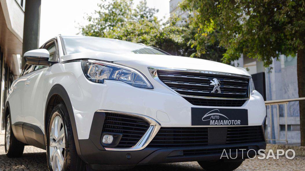 Peugeot 5008 1.2 PureTech Active de 2019