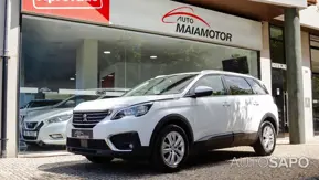 Peugeot 5008 1.2 PureTech Active de 2019