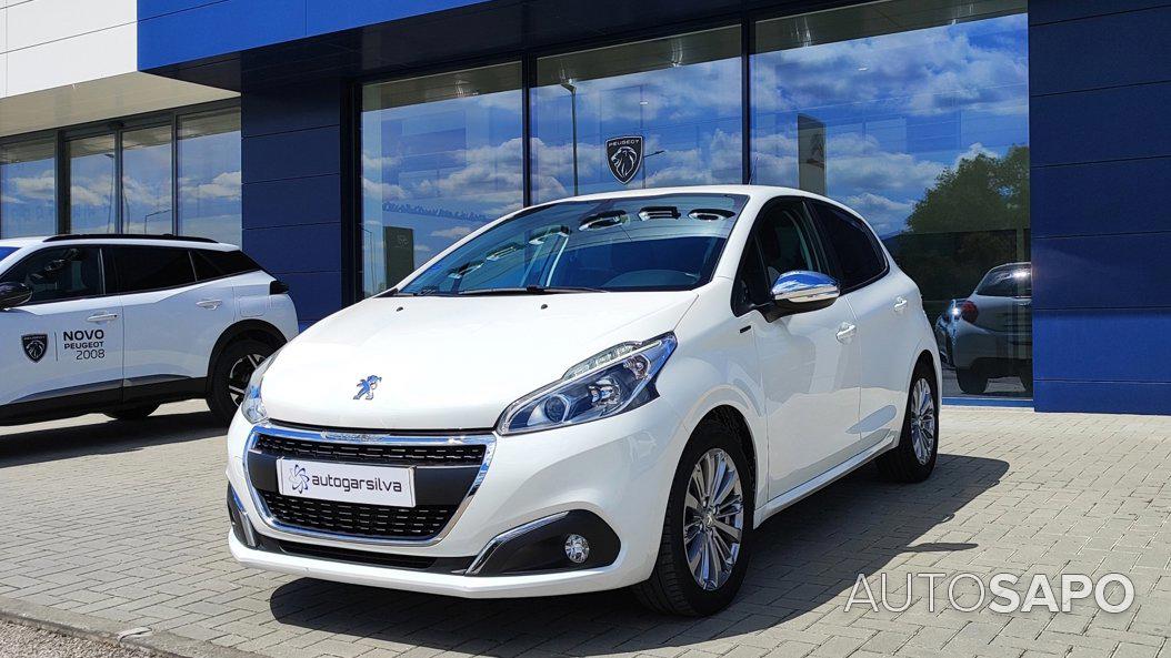 Peugeot 208 1.2 PureTech Life Signature de 2019