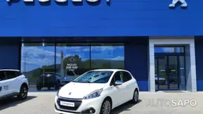 Peugeot 208 1.2 PureTech Life Signature de 2019