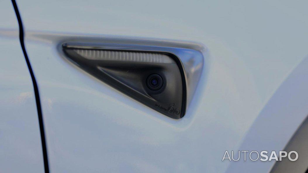 Tesla Model Y Long-Range RWD de 2024