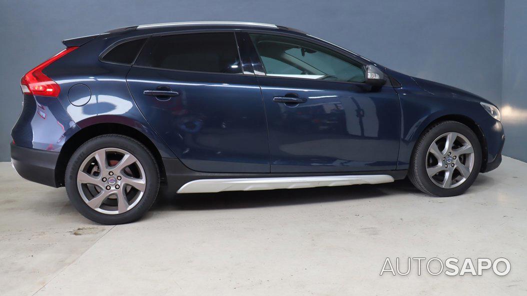 Volvo V40 Cross Country 1.6 D2 Momentum Powershift de 2014