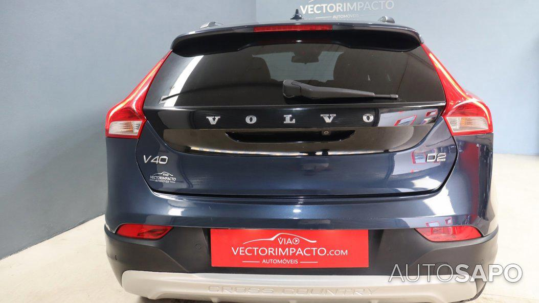 Volvo V40 Cross Country 1.6 D2 Momentum Powershift de 2014