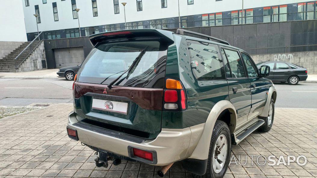 Mitsubishi Pajero 2.5 TDi GLS de 2001