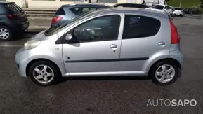 Peugeot 107 1.0 Black&Silver E5 de 2010