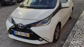 Toyota Aygo 1.0 X-Play Plus+X-Touch de 2016