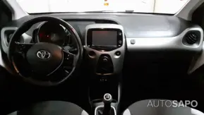 Toyota Aygo 1.0 X-Play Plus+X-Touch de 2016