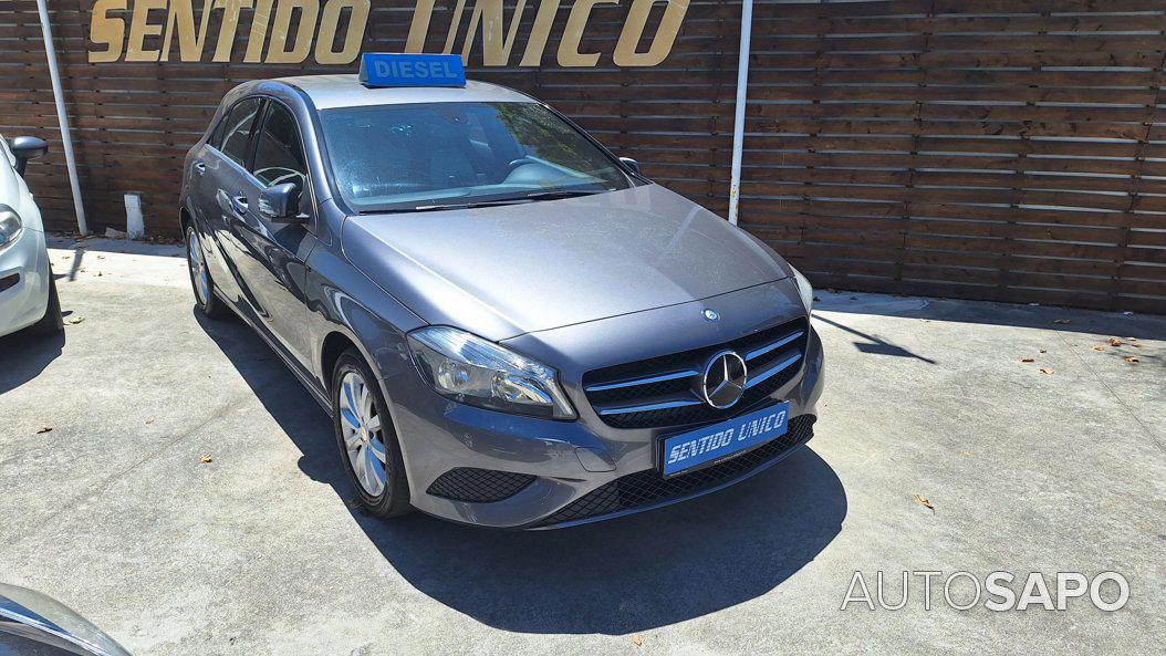 Mercedes-Benz Classe A 180 CDi B.E. Style de 2014