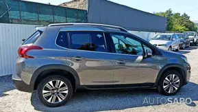 Peugeot 2008 1.2 PureTech Allure de 2019