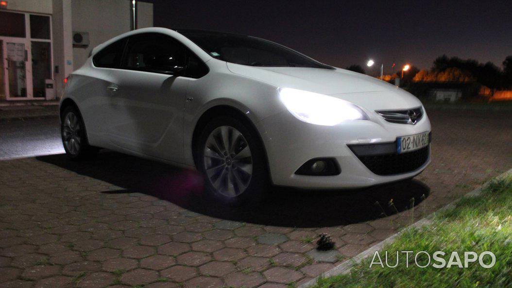 Opel Astra GTC 1.7 CDTi de 2013