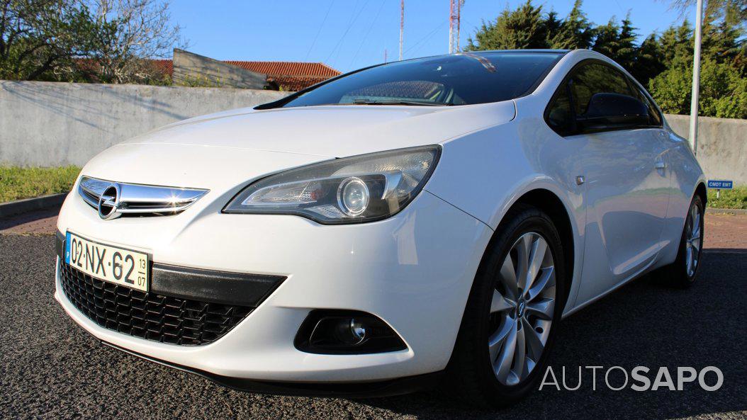 Opel Astra GTC 1.7 CDTi de 2013