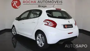 Peugeot 208 de 2014