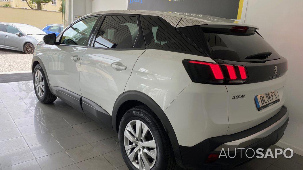 Peugeot 3008 1.2 PureTech Active Pack de 2019