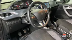 Peugeot 2008 1.2 PureTech Style de 2018