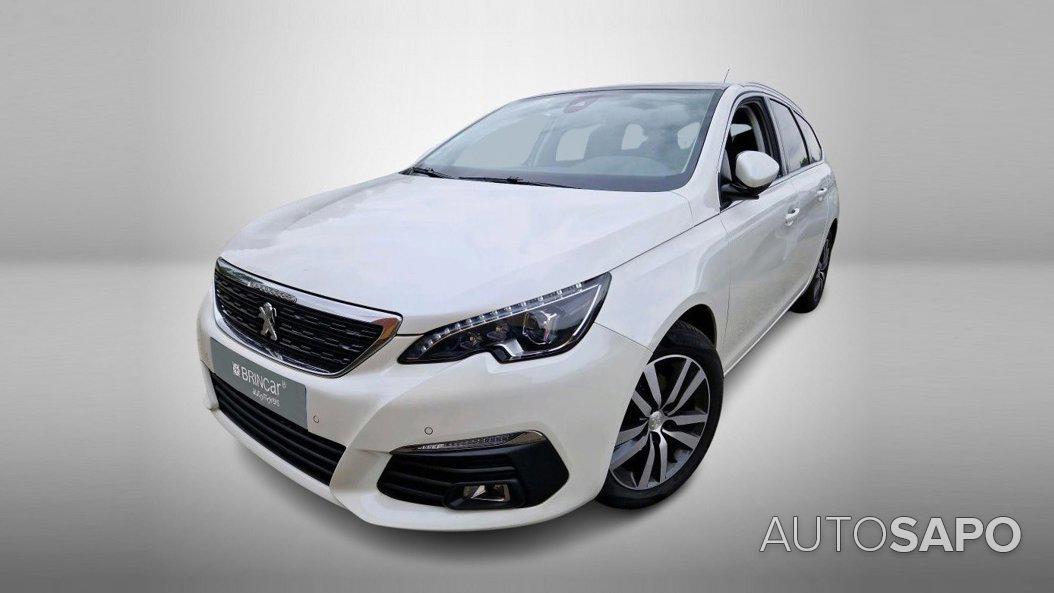 Peugeot 308 1.2 PureTech Allure EAT8 de 2020