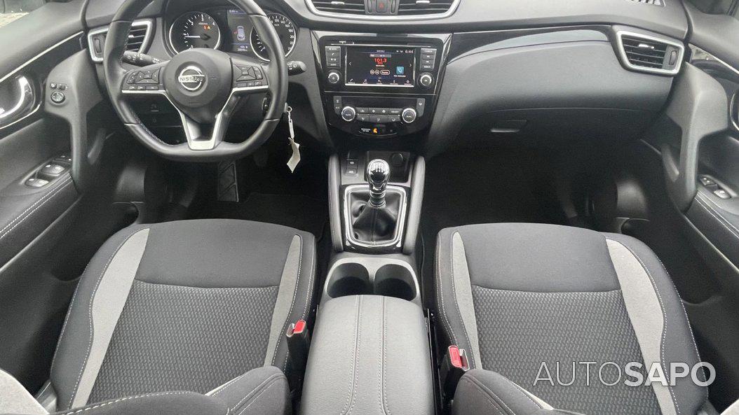 Nissan Qashqai 1.5 dCi Acenta C/Barras de Tejadilho de 2021