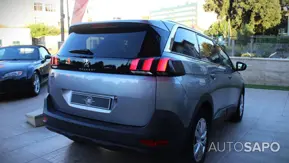 Peugeot 5008 1.2 PureTech Active de 2019