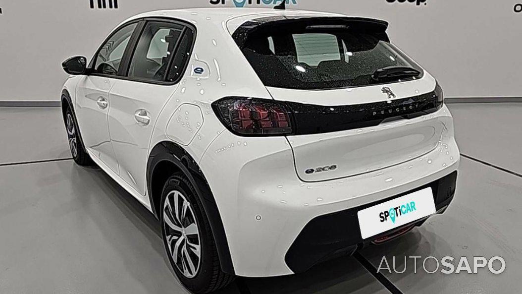 Peugeot E-208 1.2 PureTech Active Pack de 2023