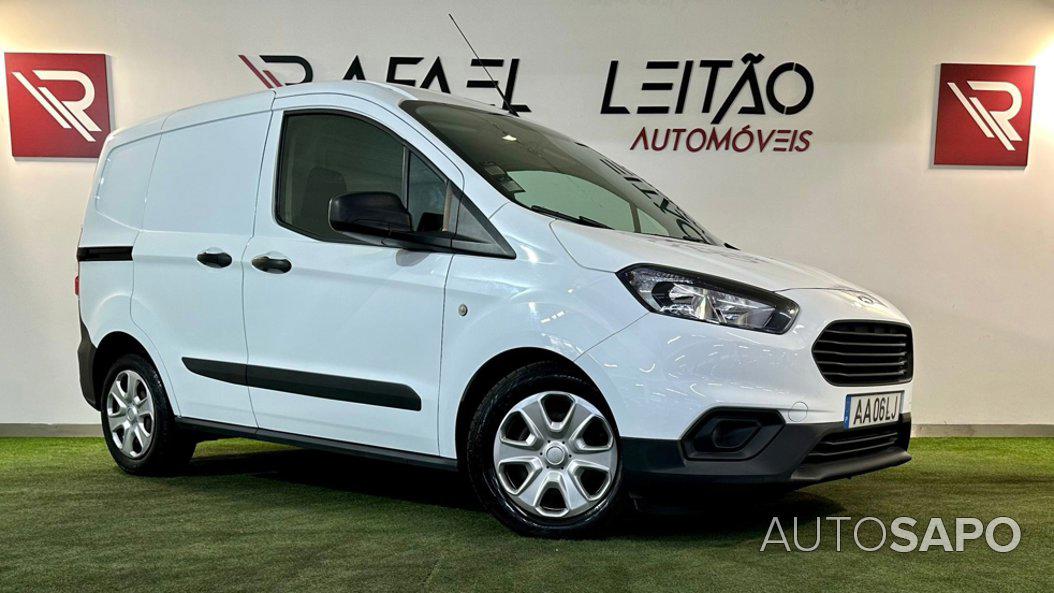 Ford Transit Courier de 2020