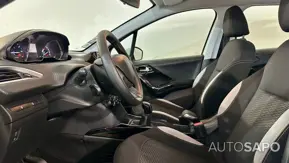 Peugeot 2008 1.2 VTi Access de 2014